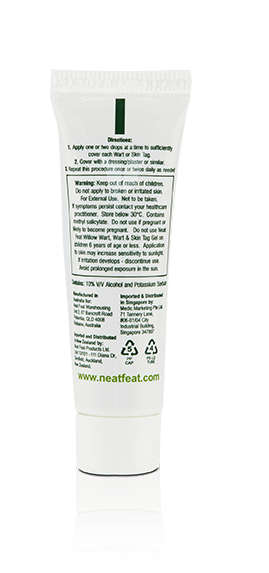 Back of the Neat Feat Natural Willow Wart and Skin Tag Gel tube, white with green text displaying product information.